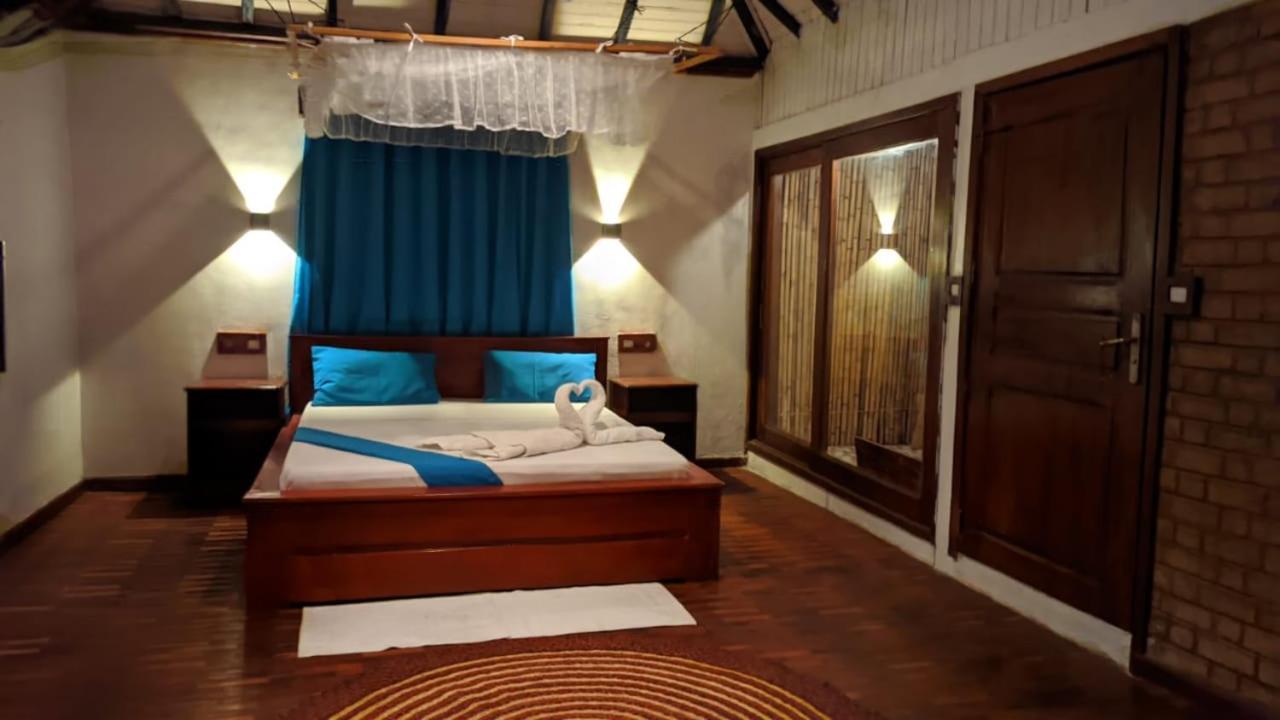 Ampazony Oasis Lodge Mahajanga Kültér fotó