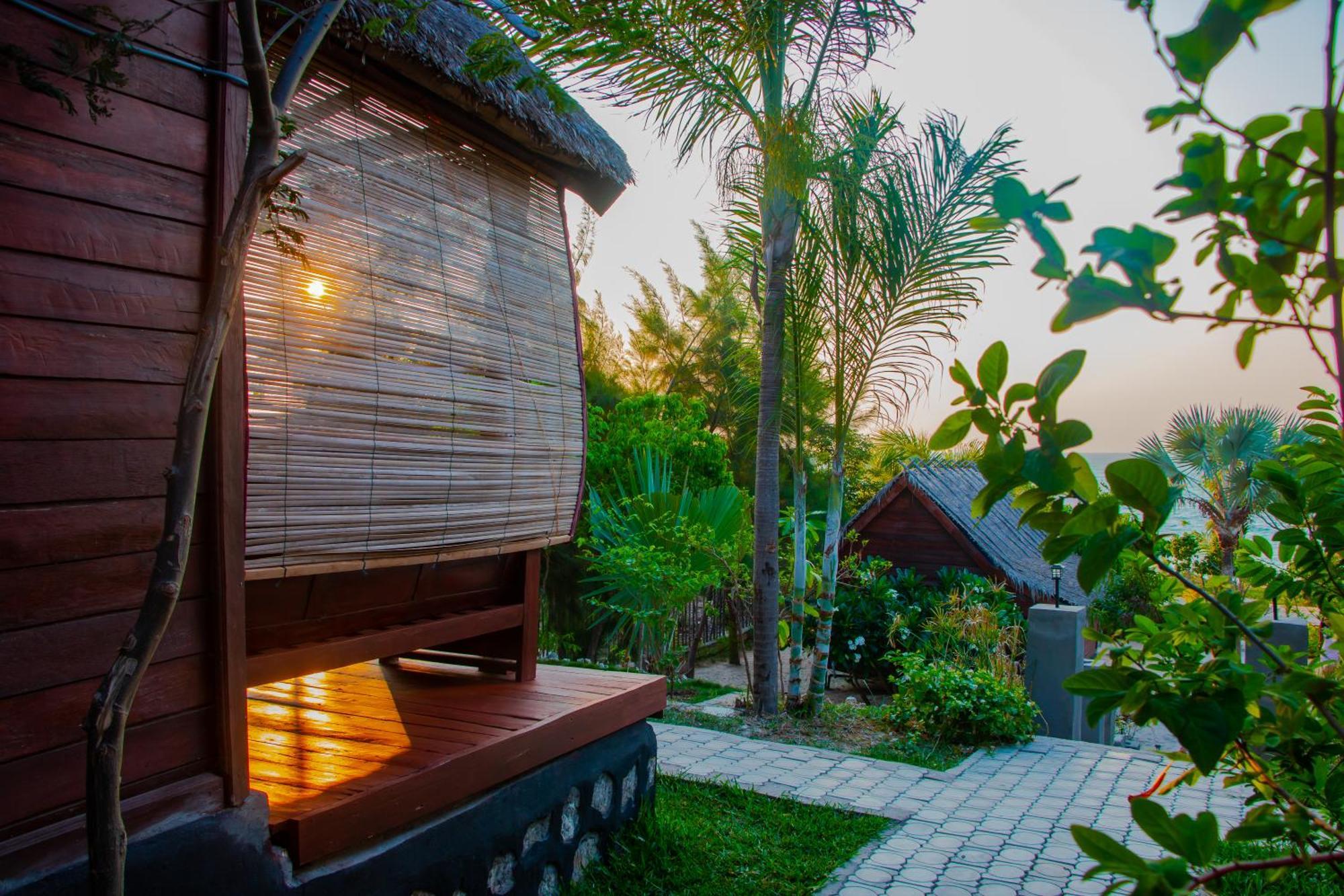 Ampazony Oasis Lodge Mahajanga Kültér fotó