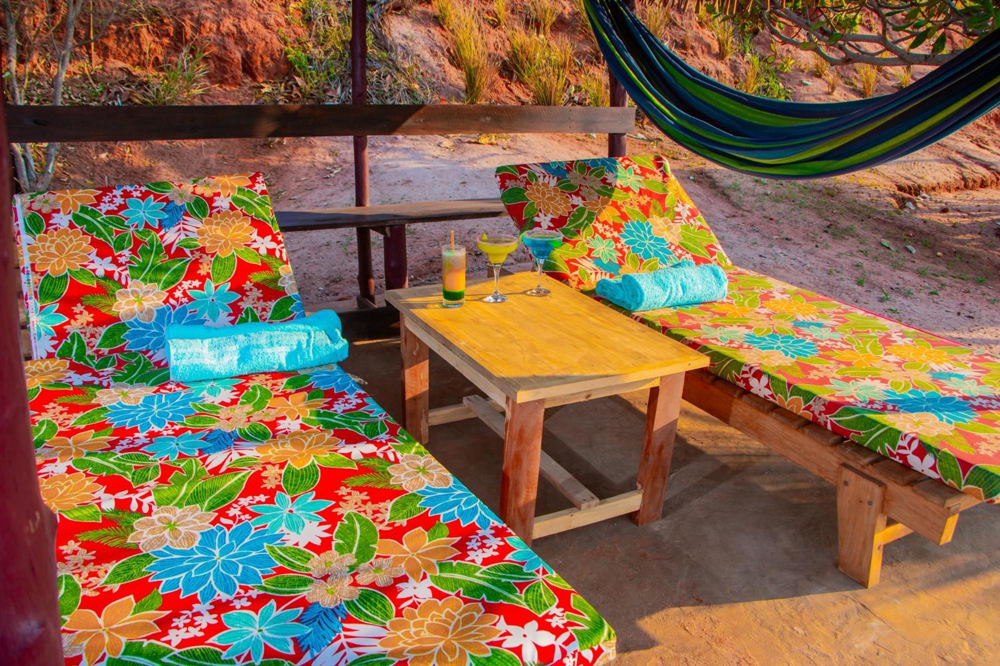 Ampazony Oasis Lodge Mahajanga Kültér fotó